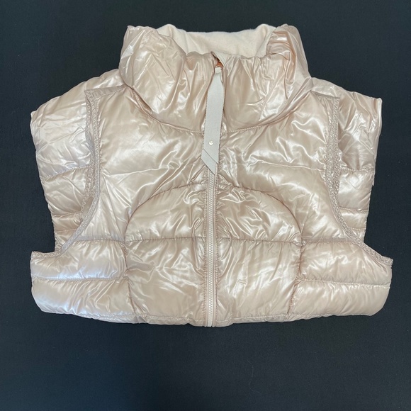 lululemon athletica Women's Vest in Light Pink - Picture 6 of 10